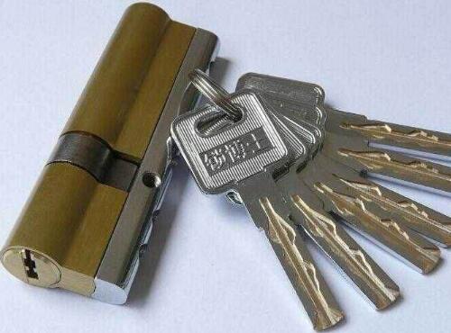 济南瑞驰舜耕上城附近开锁公司 用态度赢得尊重